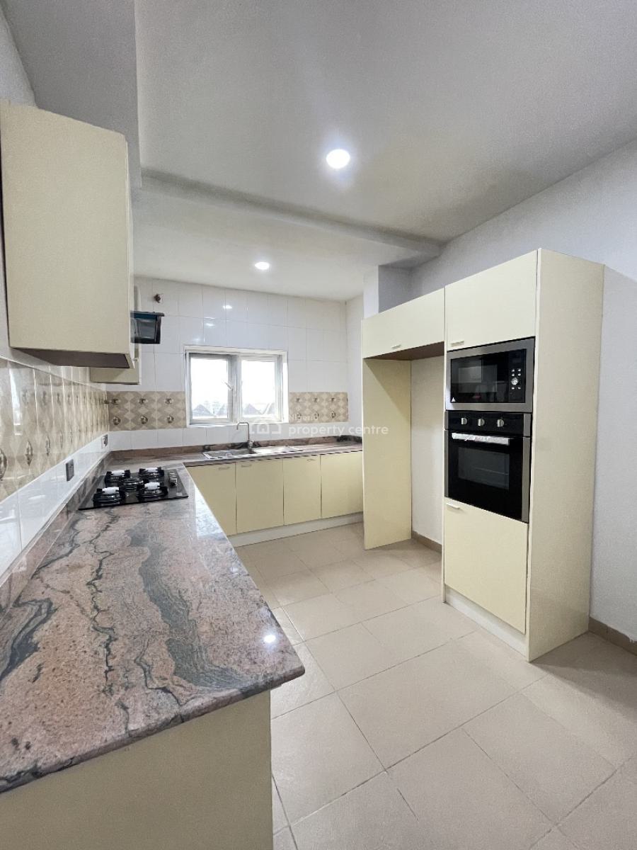 Luxury 4bedroom, Jakande, Lekki, Lagos, Block of Flats for Sale