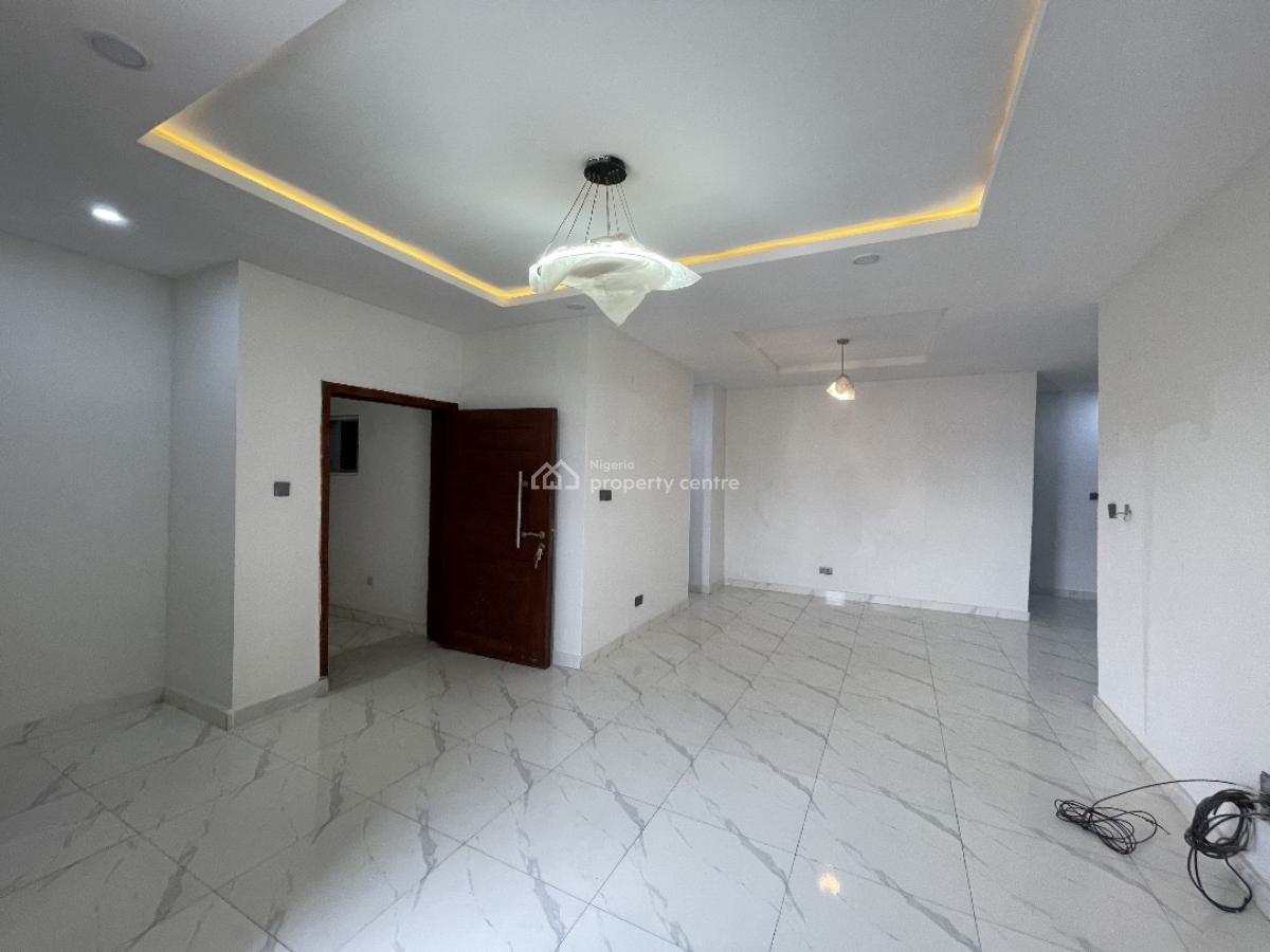 Luxury 4bedroom, Jakande, Lekki, Lagos, Block of Flats for Sale