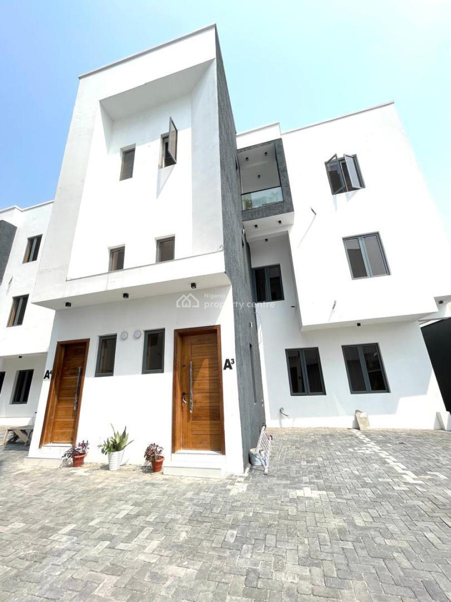 Luxurious Fully Service 4 Bedroom Terrace with Bq, Lekki, Lekki Phase 1, Lekki, Lagos, Terraced Duplex for Sale