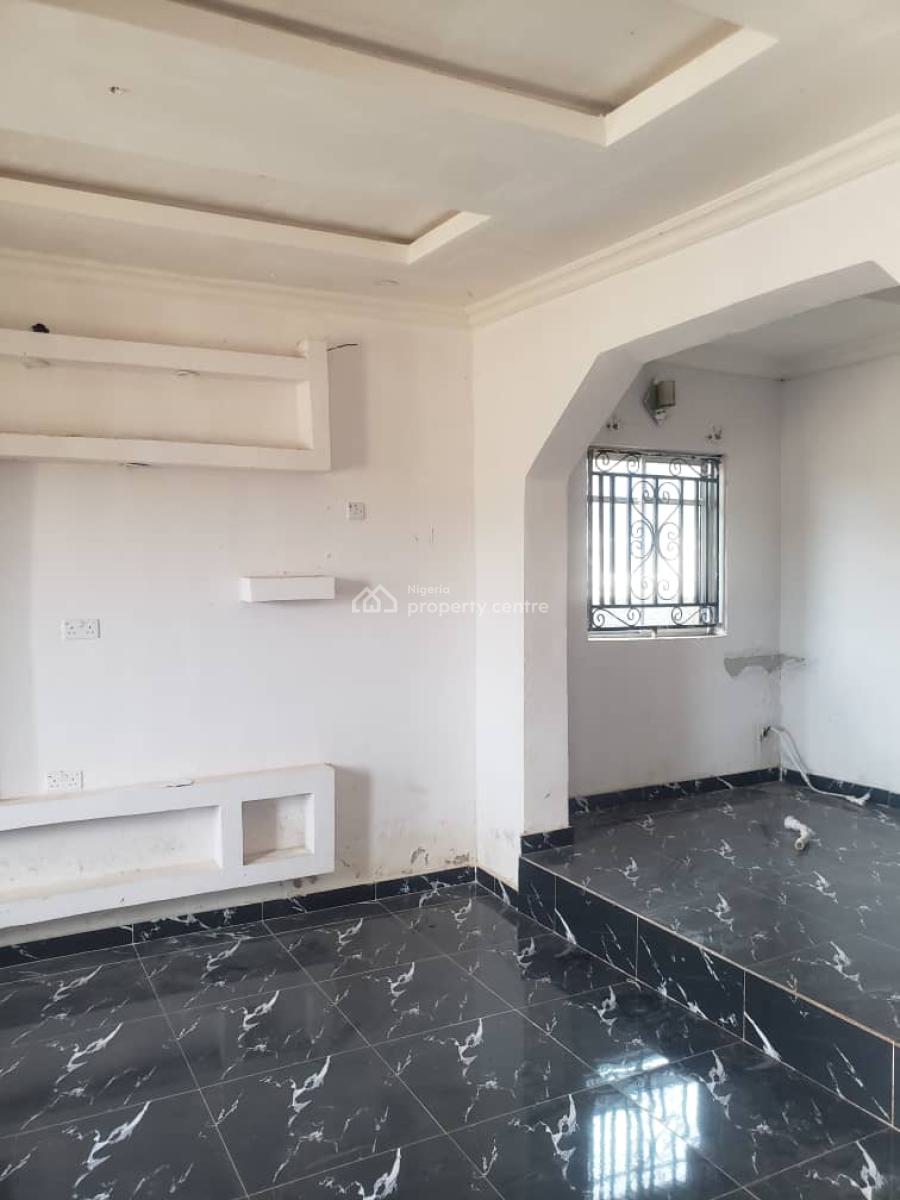 a Standard, Executive 2 Bedroom Flat, Idi Ahun, Ibadan, Oyo, Flat / Apartment for Rent