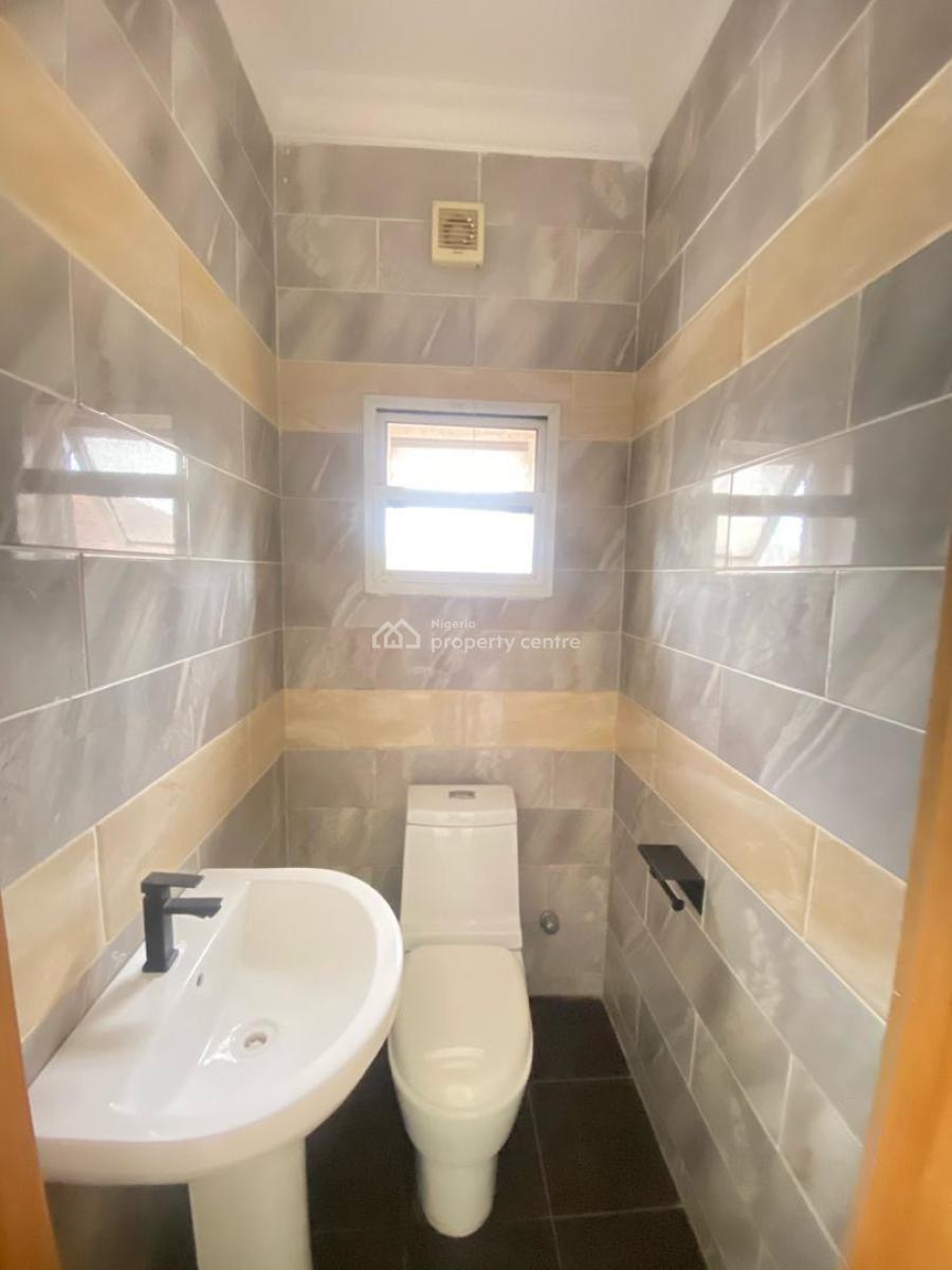 2 Bed  Lekki Phase 1  N13.5m  2 Bedroom Apartment, Lekki Phase 1, Lekki, Lagos, Flat / Apartment for Rent