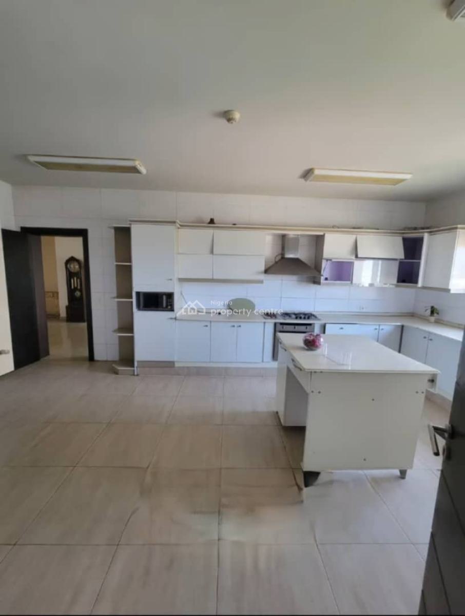 Spacious 4 Bedroom Penthouse with Bq,swimming Pool and Gym, Old Ikoyi, Ikoyi, Lagos, Flat / Apartment for Rent