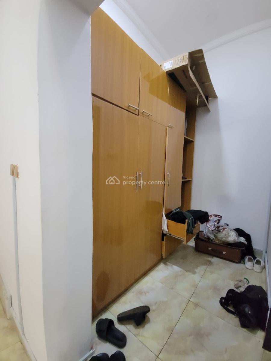 Spacious Room and Parlor at Kolapo Ishola Gra, Kolapo Ishola Gra, Akobo, Ibadan, Oyo, Mini Flat (room and Parlour) for Rent