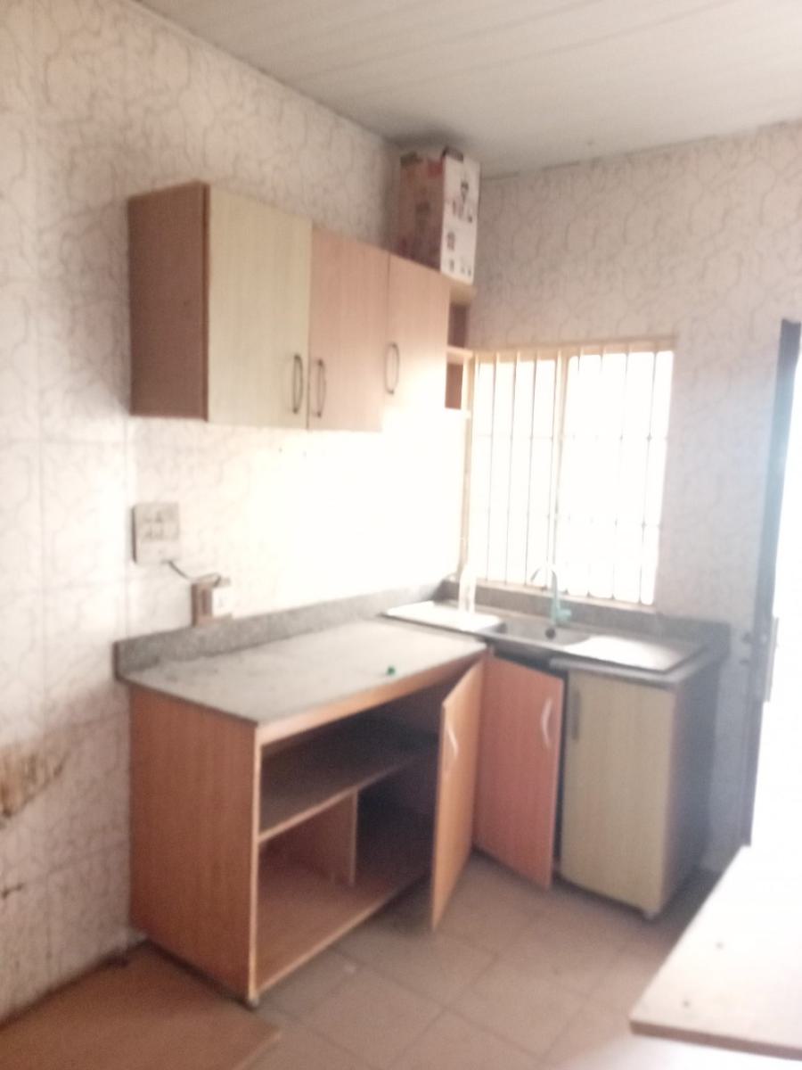 Big 3 Bedroom Flat Upstair, Unity Estate Badore Ajah Lagos, Badore, Ajah, Lagos, Flat / Apartment for Rent