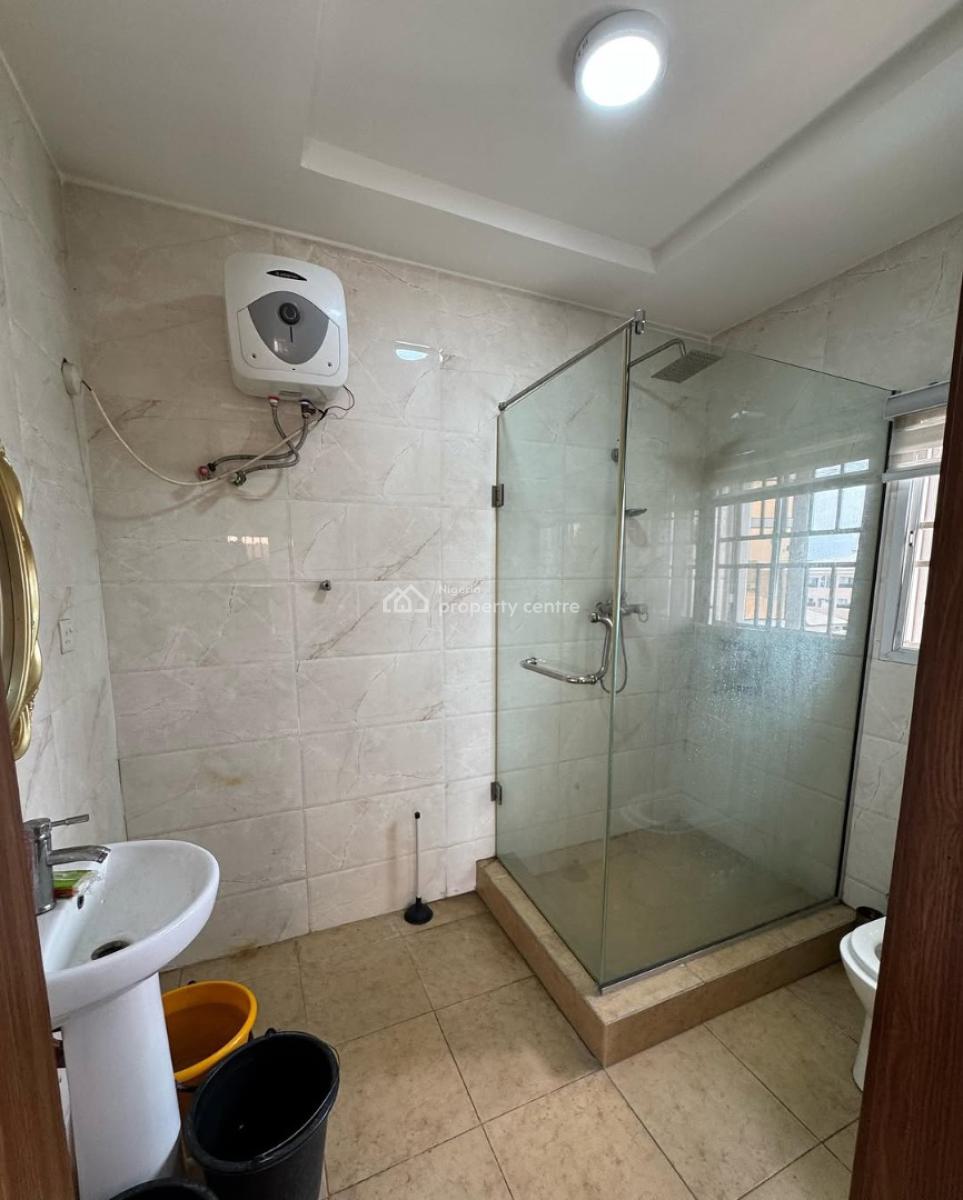 Serviced 3 Bedroom Apartment with Bq Pool and Gym, 3 Bedroom Apartment for Rent, Lekki Phase 1, Lekki, Lagos, Flat / Apartment for Rent