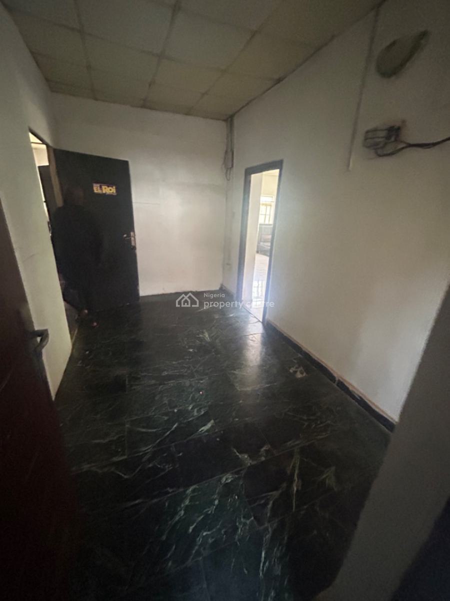 a Spacious One Bedroom Apartment in a Decent Neighborhood, Down 69 Road 6th Avenue, Gwarinpa, Abuja, Mini Flat (room and Parlour) for Rent