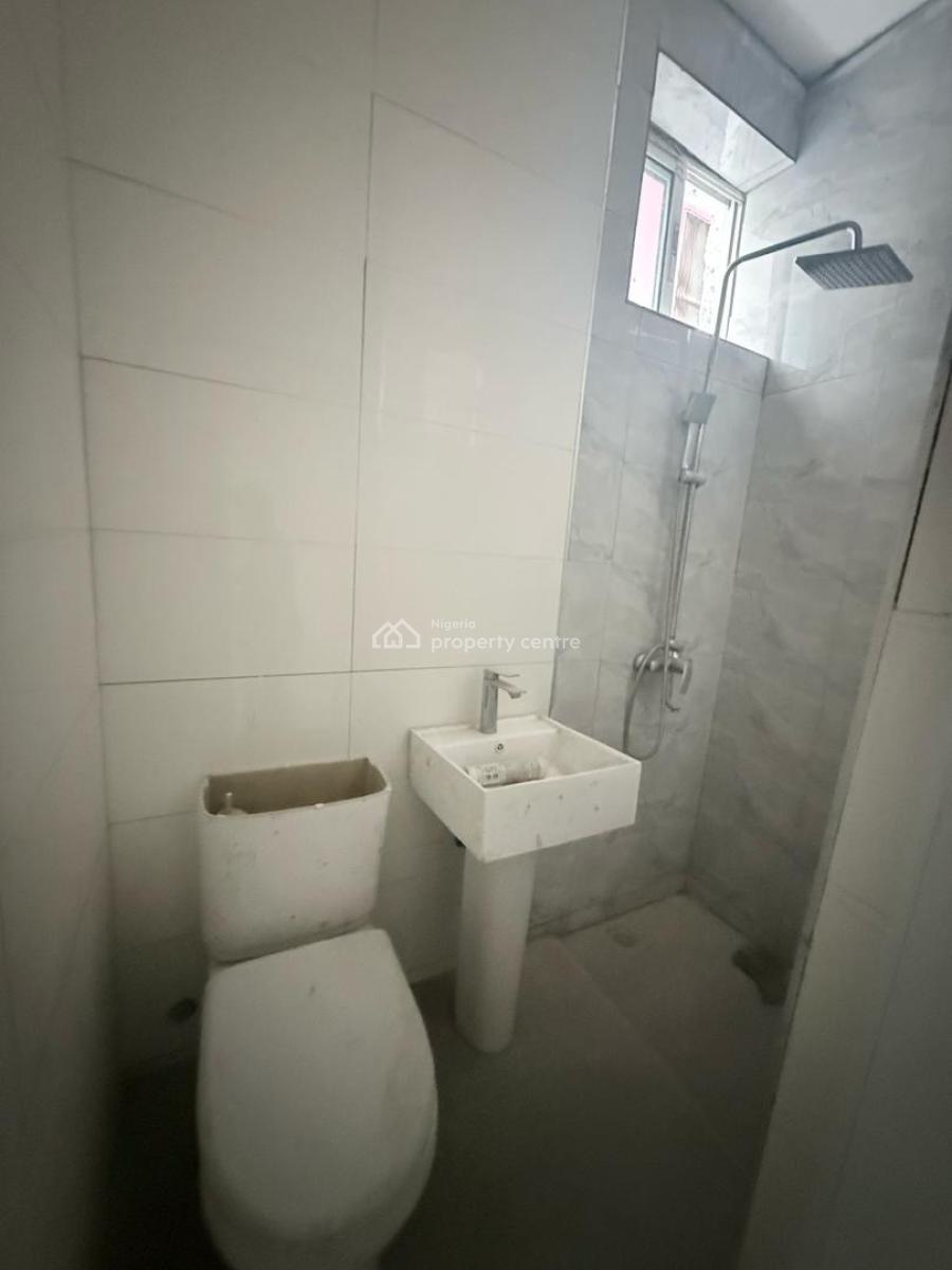 Fully Serviced 2bedroom Apartment, Lekki Phase 1, Lekki, Lagos, Flat / Apartment for Rent