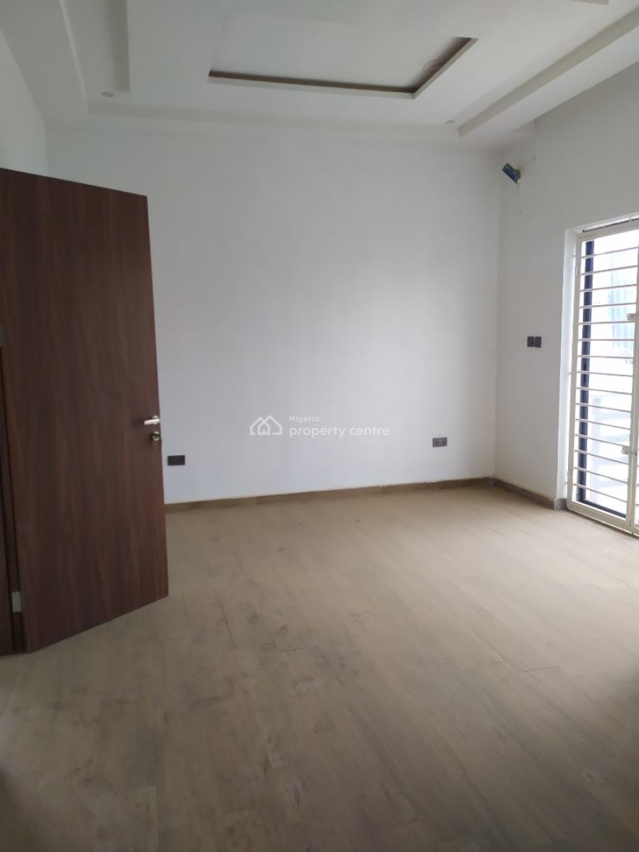 4 Bedroom Semi- Detached House with Bq, Asokoro District, Abuja, Semi-detached Duplex for Sale