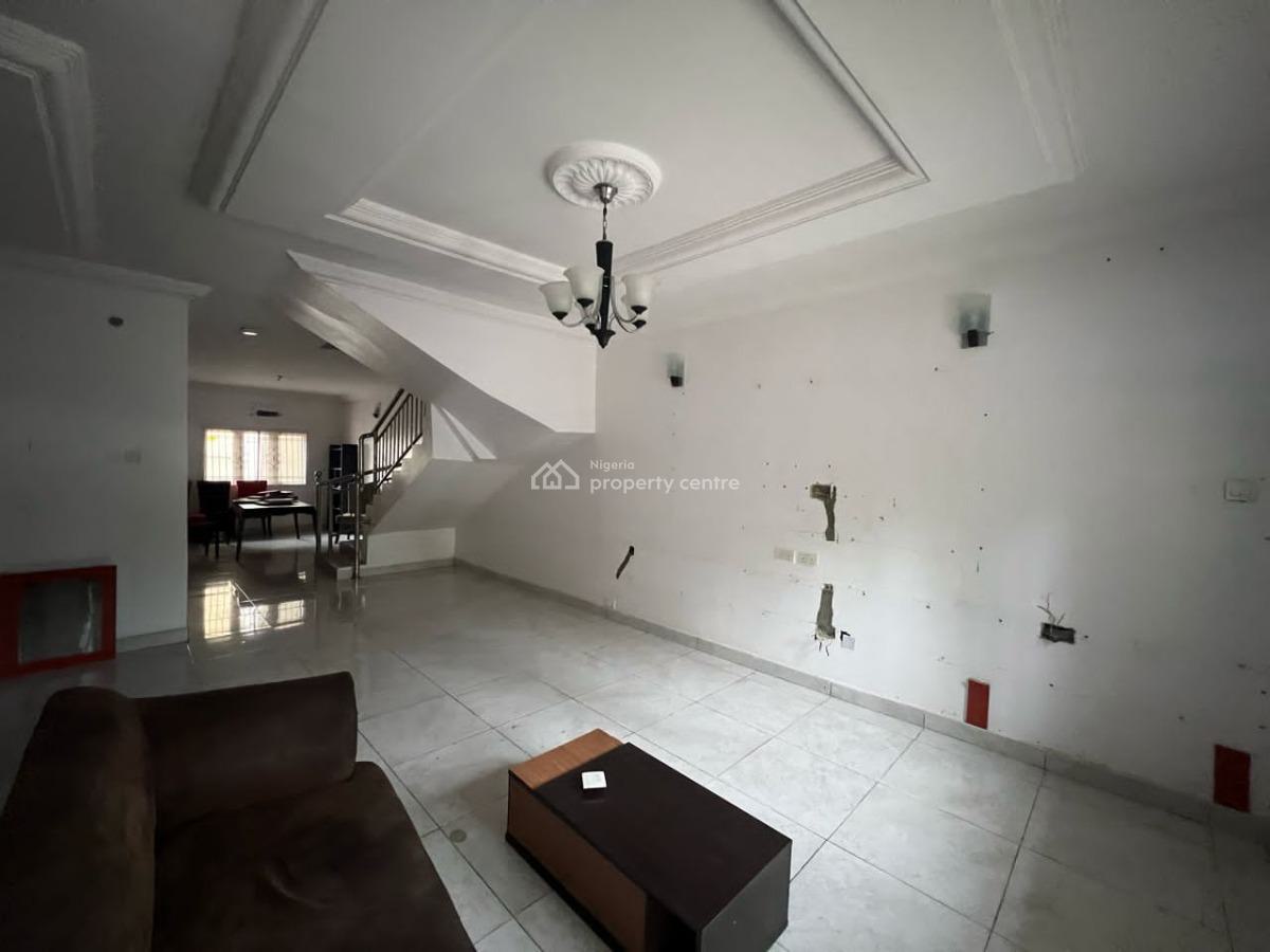 3 Bedroom Terraced Duplex, Lekki Phase 1, Lekki, Lagos, Terraced Duplex for Rent