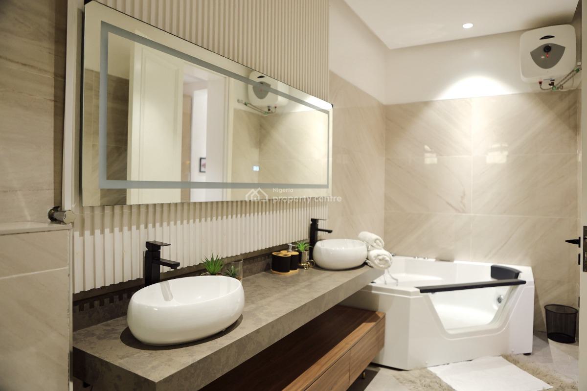 Luxury 4-bedroom Apartment with Elevator, Pool and Gym, Onitona, Ikoyi, Lagos, Flat / Apartment Short Let