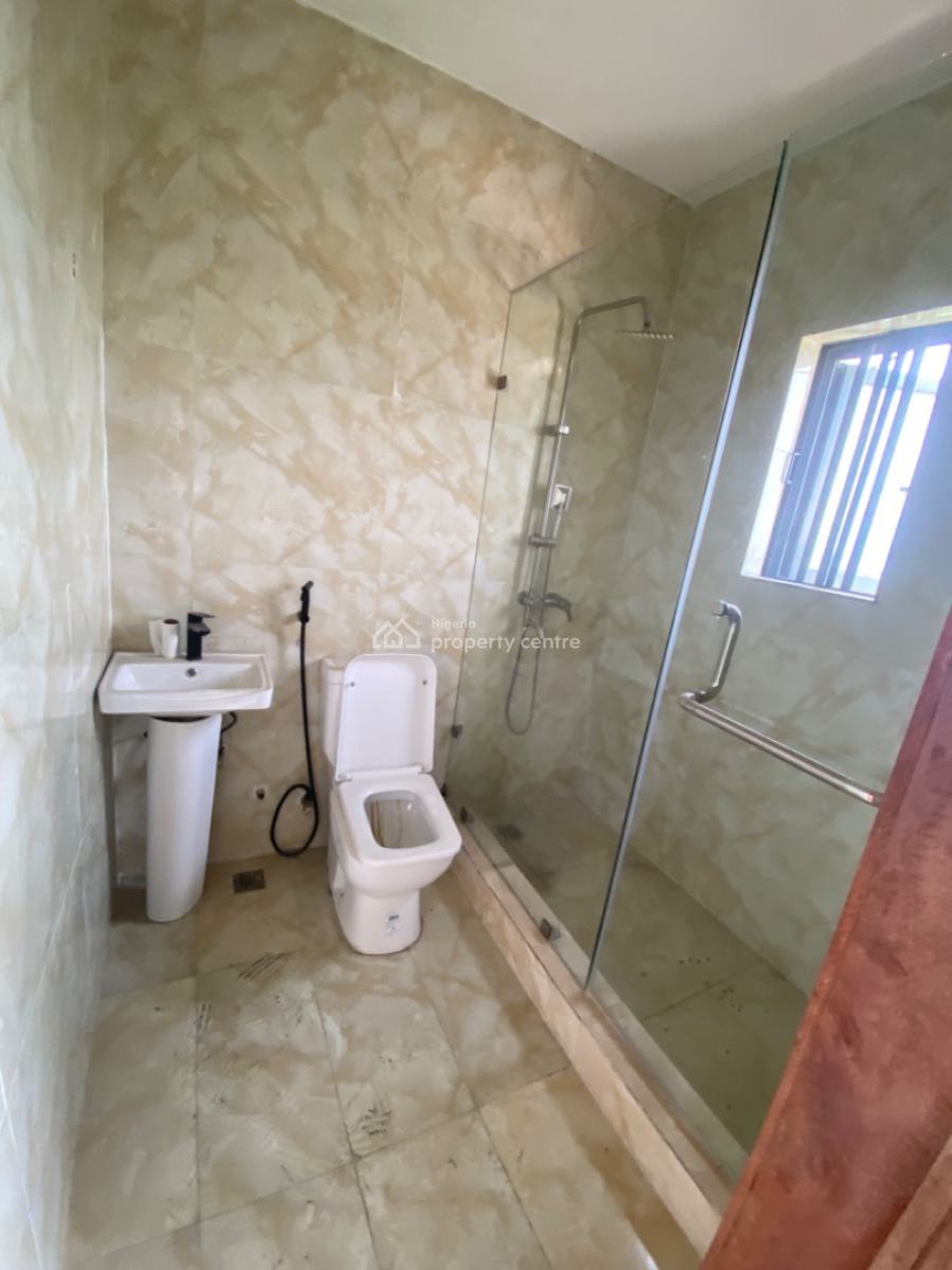 Spacious 4 Bedroom Penthouse, Ilason, Ikate, Lekki, Lagos, Flat / Apartment for Rent