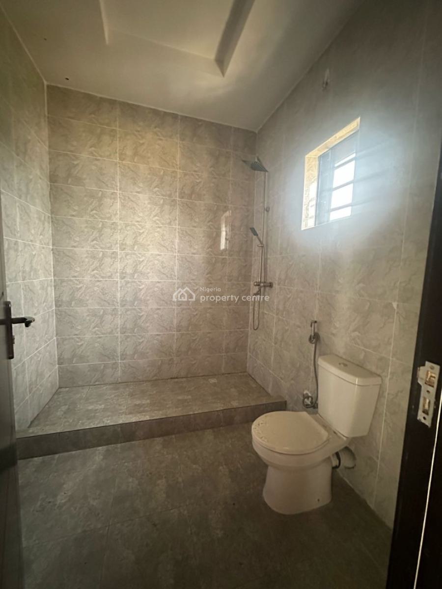 Very Good Deal: 4 Bed Detached  Duplex + Bq, Home Selling Below The Market Price, Ikota, Lekki, Lagos, Detached Duplex for Sale