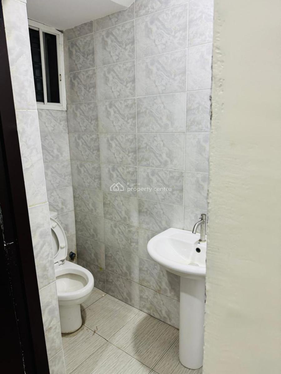Executive 4-bedroom Semi-detached Duplex, Chevron Drive, Lekki, Lagos, Semi-detached Duplex for Sale