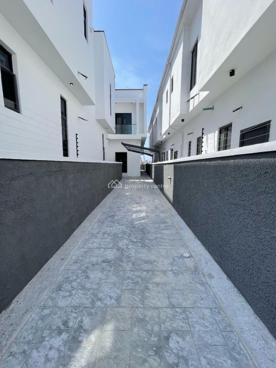 Fantastic 4 Bedroom Semi Detached, Orchid, Lekki, Lagos, Semi-detached Duplex for Sale