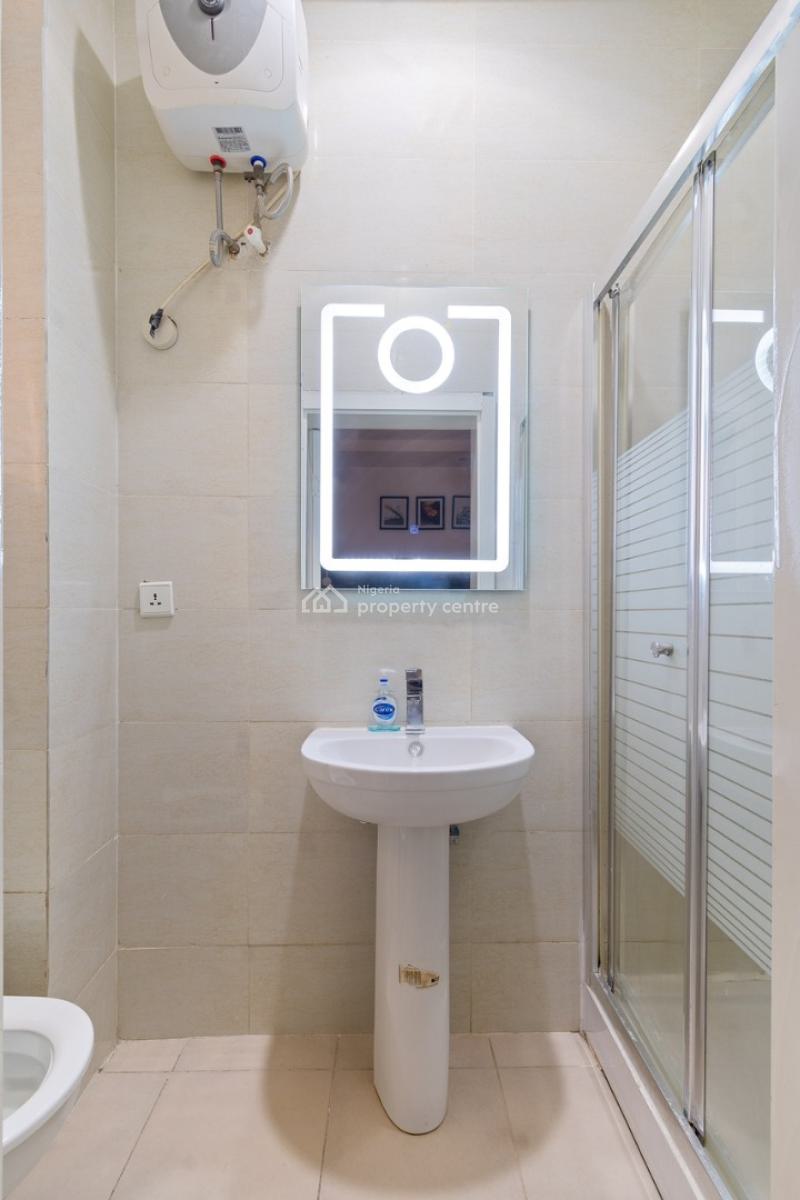 Luxury 2 Bedrooms Apartment, Off Admiralty, Lekki Phase 1, Lekki, Lagos, Flat / Apartment Short Let