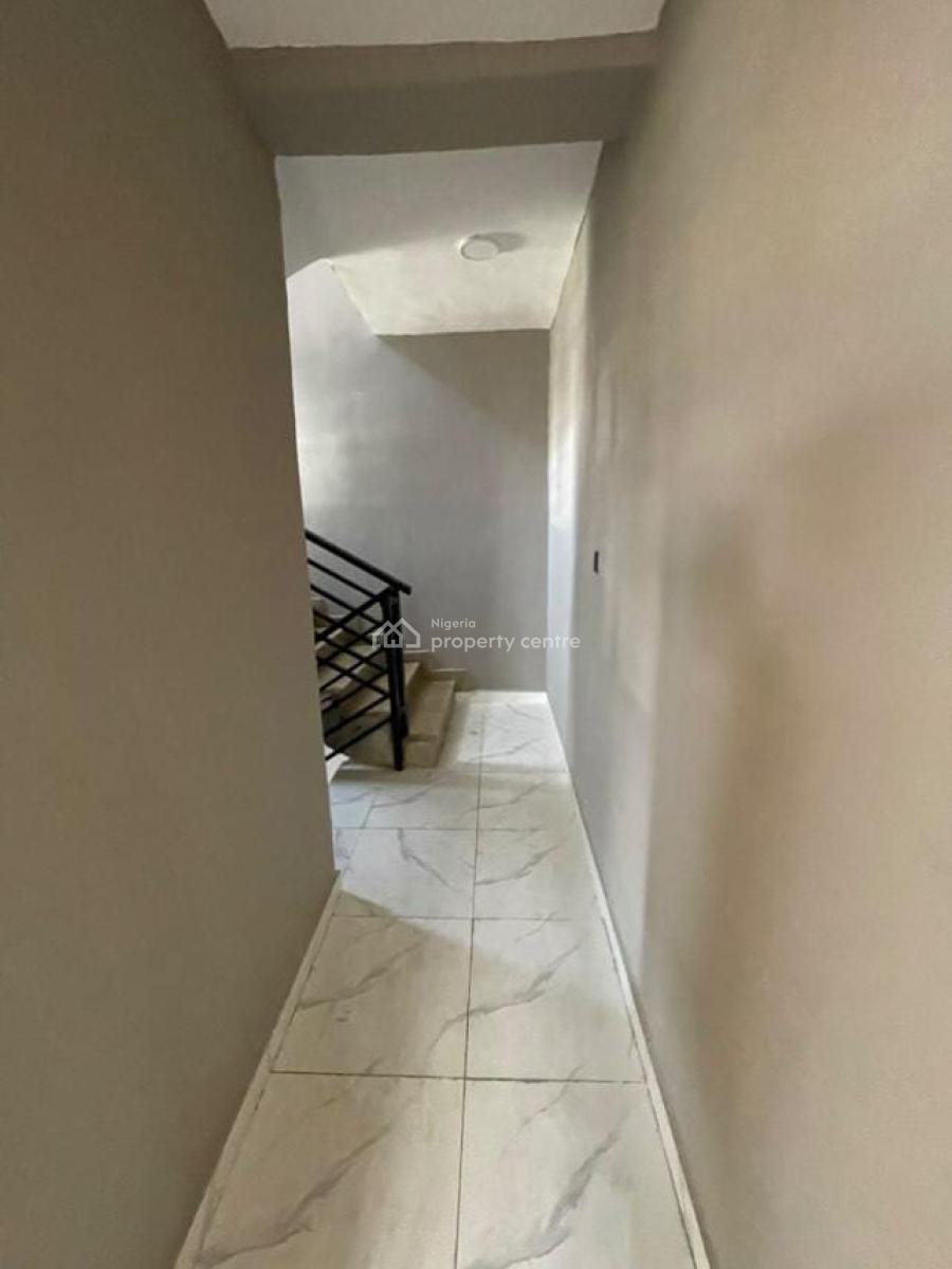 Mini Flat, Ologolo, Lekki, Lagos, Mini Flat (room and Parlour) for Rent