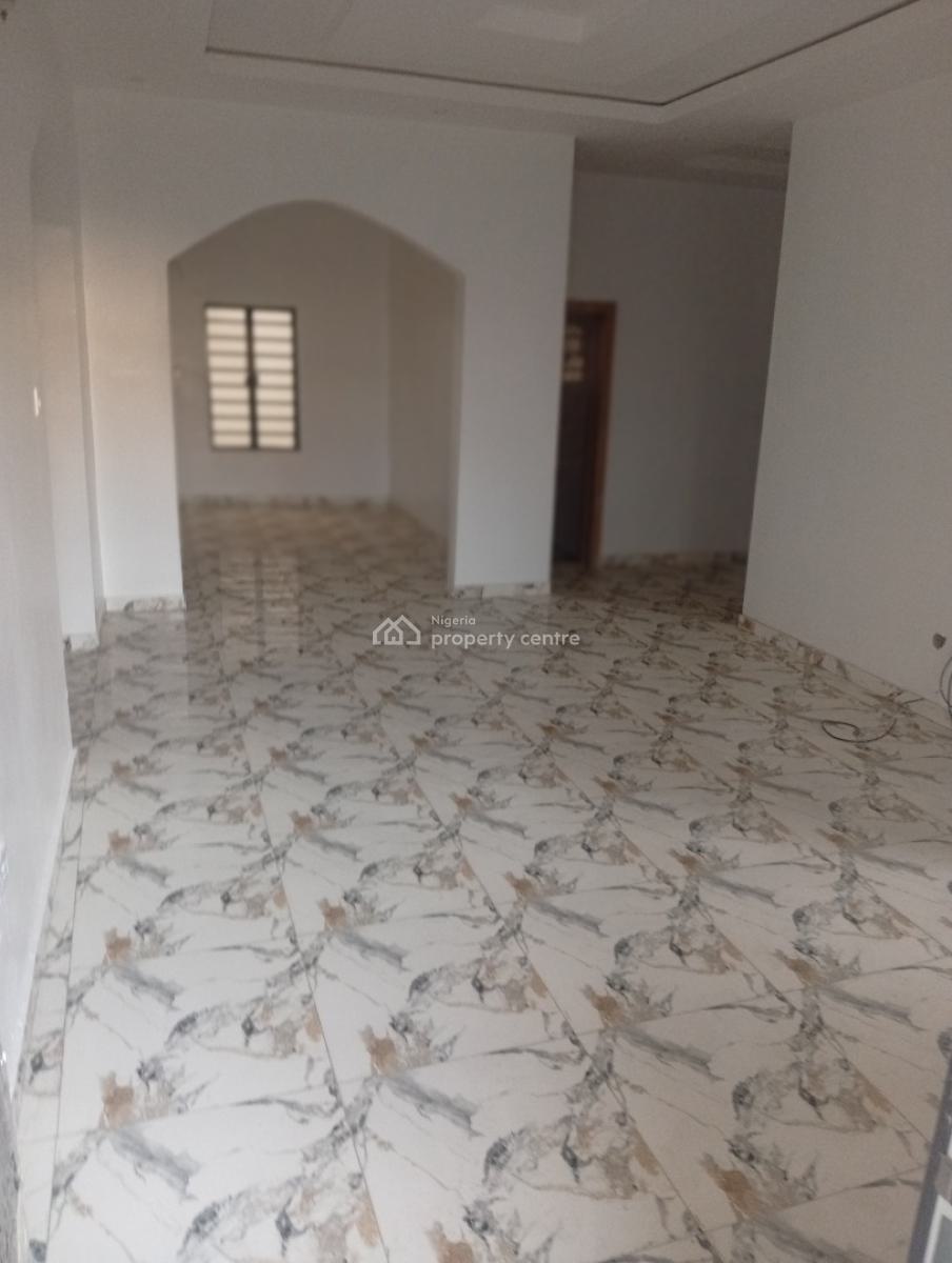 Executive 3 Bedrooms Flat, Agboyi Estate, Alapere, Ketu, Lagos, Flat / Apartment for Rent