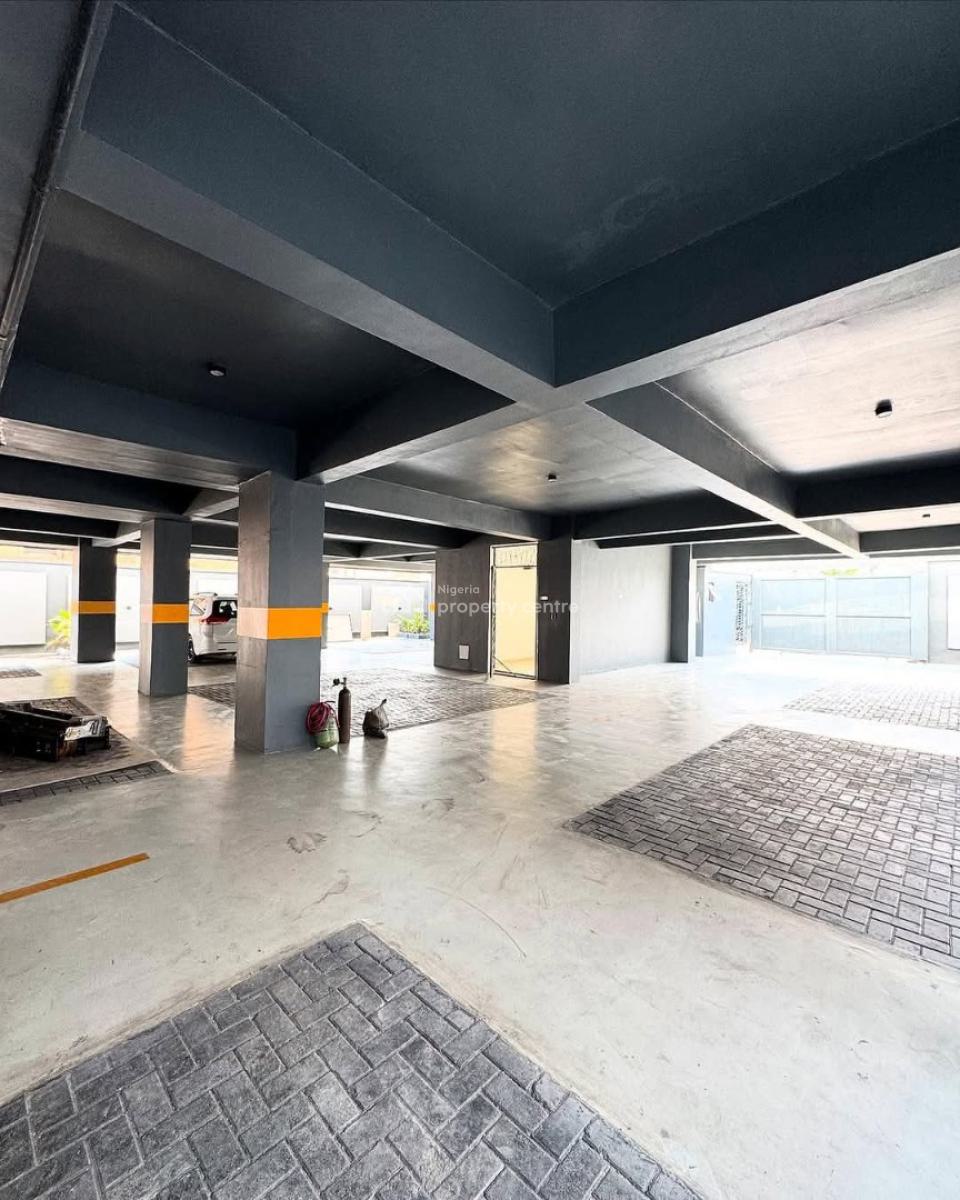 Contemporary 4-bedroom Maisonette, Lekki Phase 1, Lekki, Lagos, Flat / Apartment for Sale