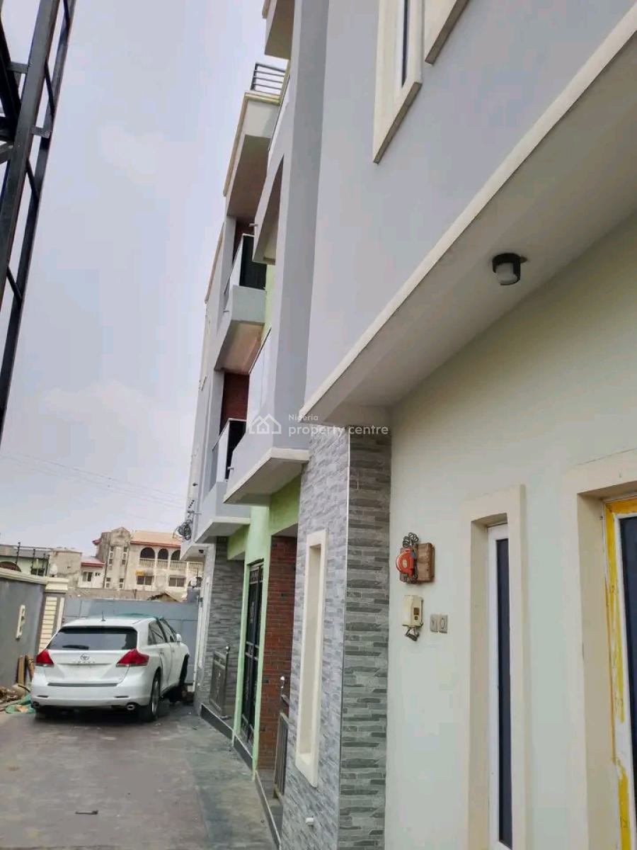 Block of 6 Units Brand New Ensuite Luxury 2-bedroom Flats, Alagbole, Ifo, Ogun, Block of Flats for Sale