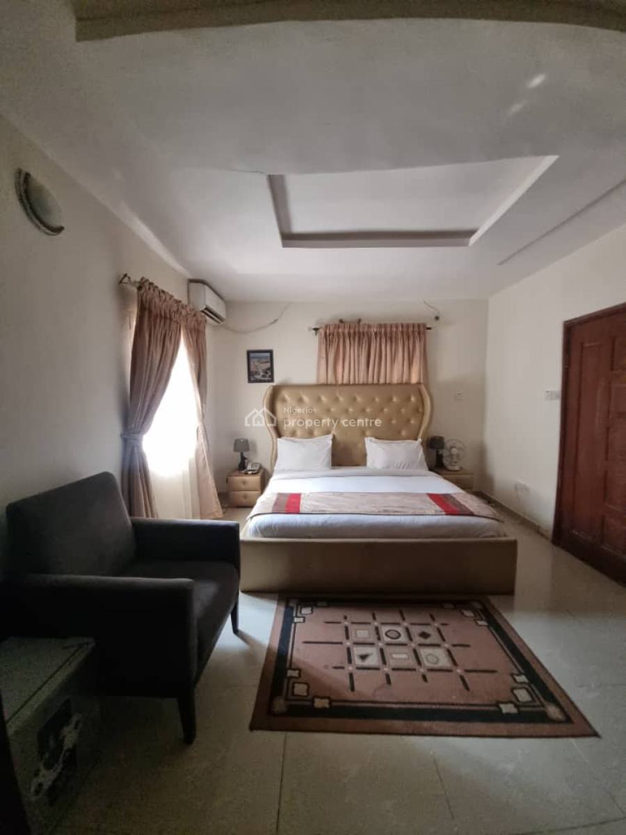 Furnished and Serviced Studio Apartment, Off Admiralty Way, Lekki Phase 1, Lekki, Lagos, Self Contain (single Rooms) for Rent