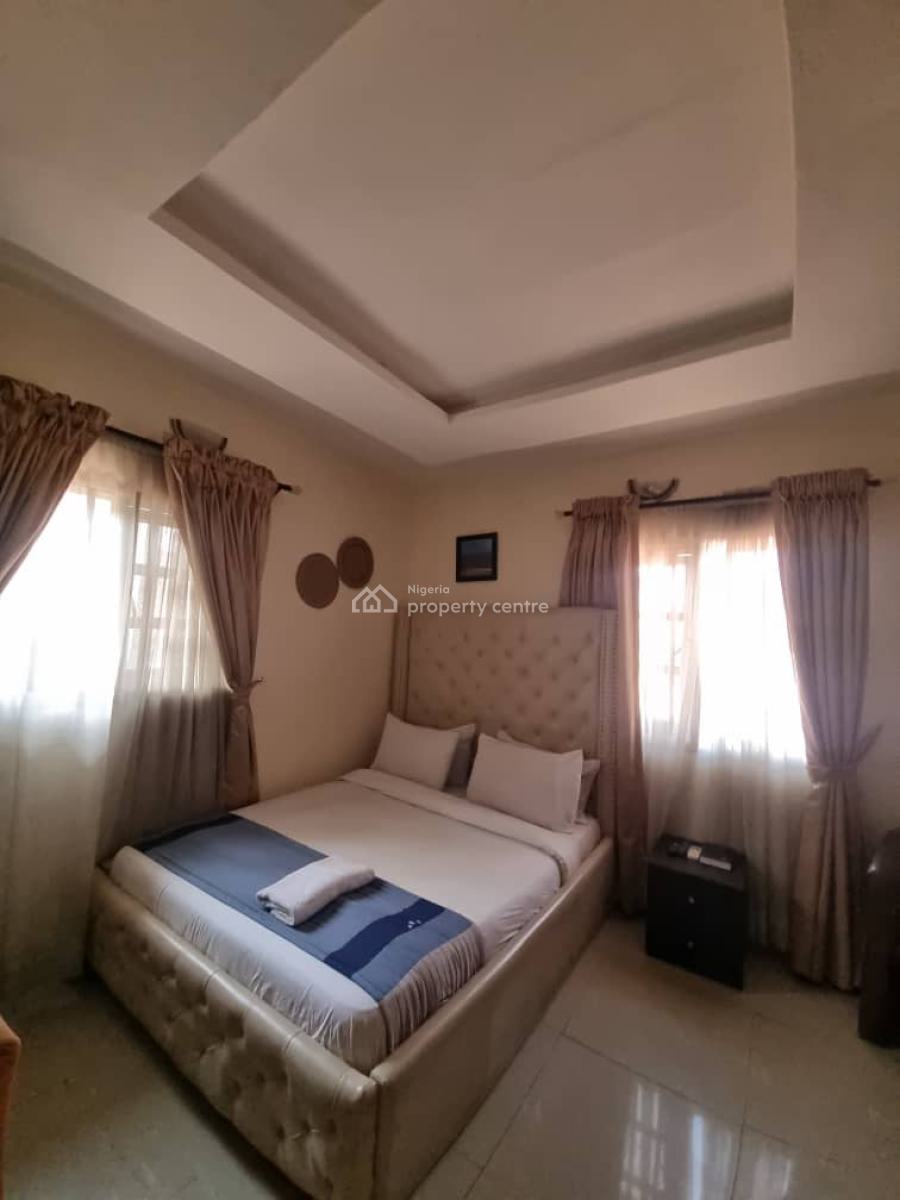Furnished and Serviced Studio Apartment, Off Admiralty Way, Lekki Phase 1, Lekki, Lagos, Self Contain (single Rooms) for Rent
