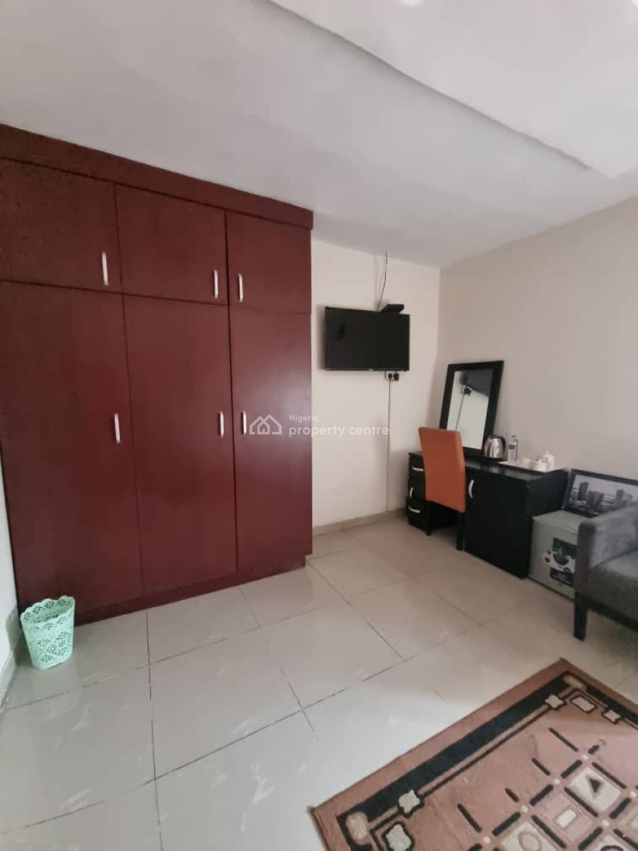 Furnished and Serviced Studio Apartment, Off Admiralty Way, Lekki Phase 1, Lekki, Lagos, Self Contain (single Rooms) for Rent