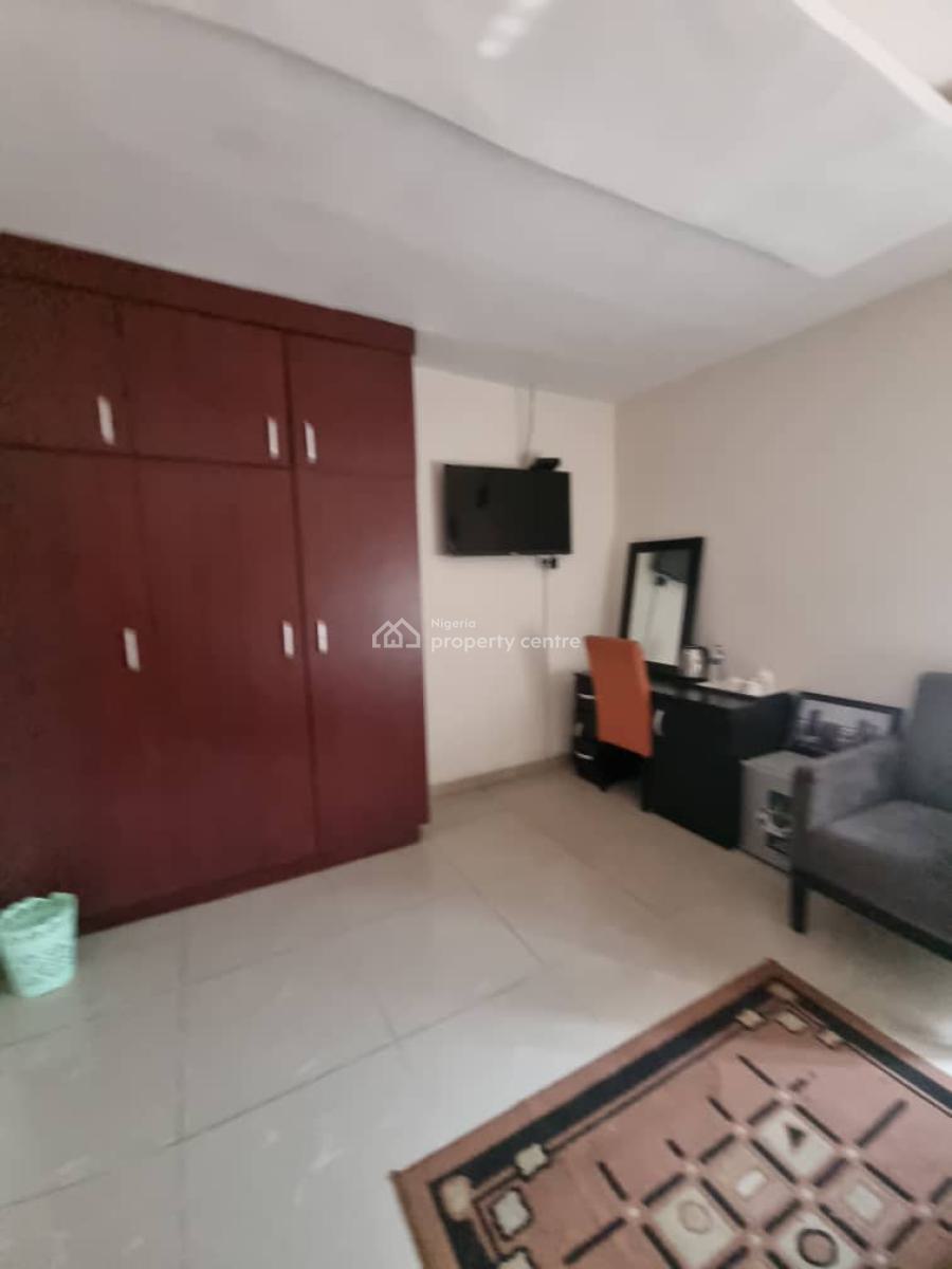 Furnished and Serviced Studio Apartment, Off Admiralty Way, Lekki Phase 1, Lekki, Lagos, Self Contain (single Rooms) for Rent