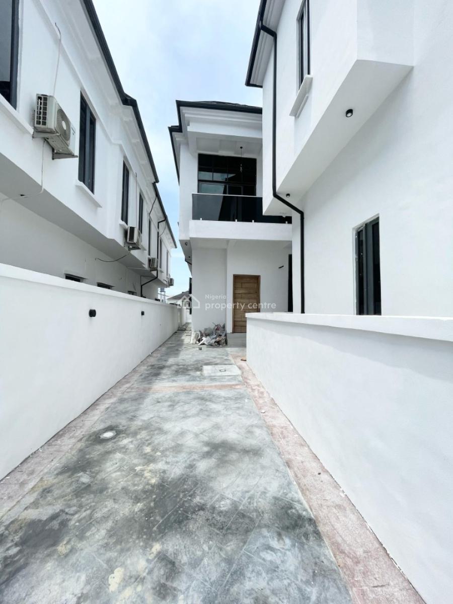 4bedroom Semi Detached Duplex, Osapa London, Osapa, Lekki, Lagos, Semi-detached Duplex for Sale