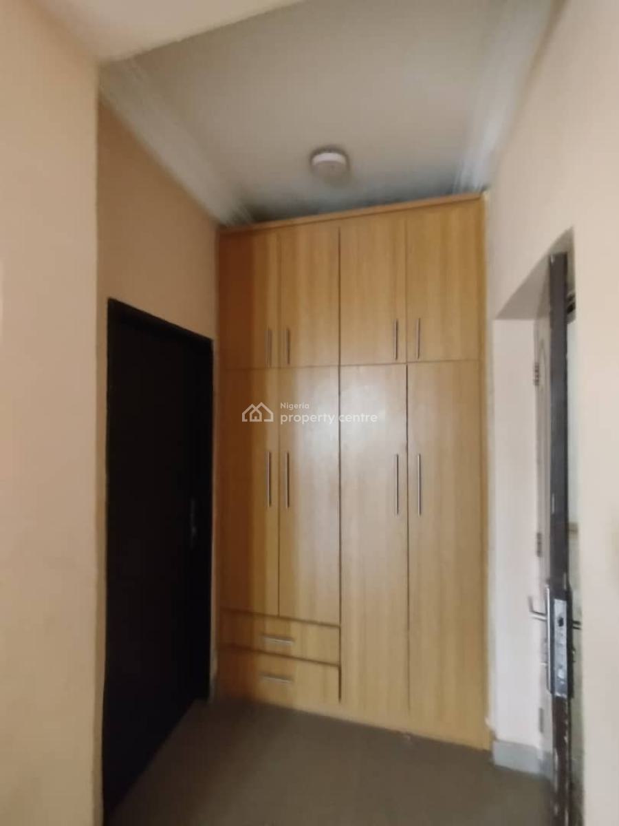 Well Lovely 3 Bedroom Room Flat with a Study Room, Mabushi, Abuja, Flat / Apartment for Rent