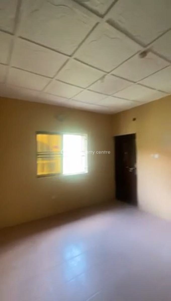 Newly Renovated Spacious 3bedroom Upflat, Soluyi, Gbagada, Lagos, Flat / Apartment for Rent