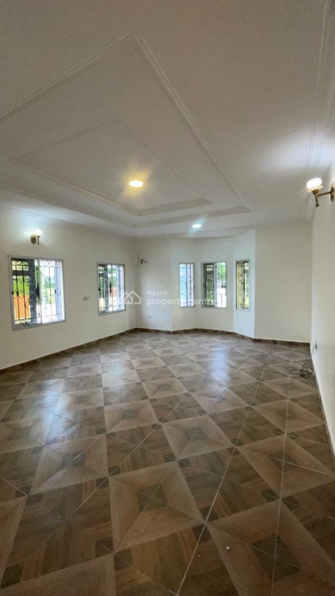 Nice 4 Bedrooms  Detached Bungalow with a Bq, Along Chevron Drive, Lekki, Lagos, Detached Bungalow for Rent