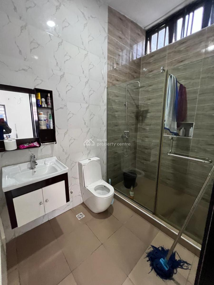 Master Bedroom Shared Apartment, Orchid Road Royal Pine, Lekki, Lagos, House for Rent