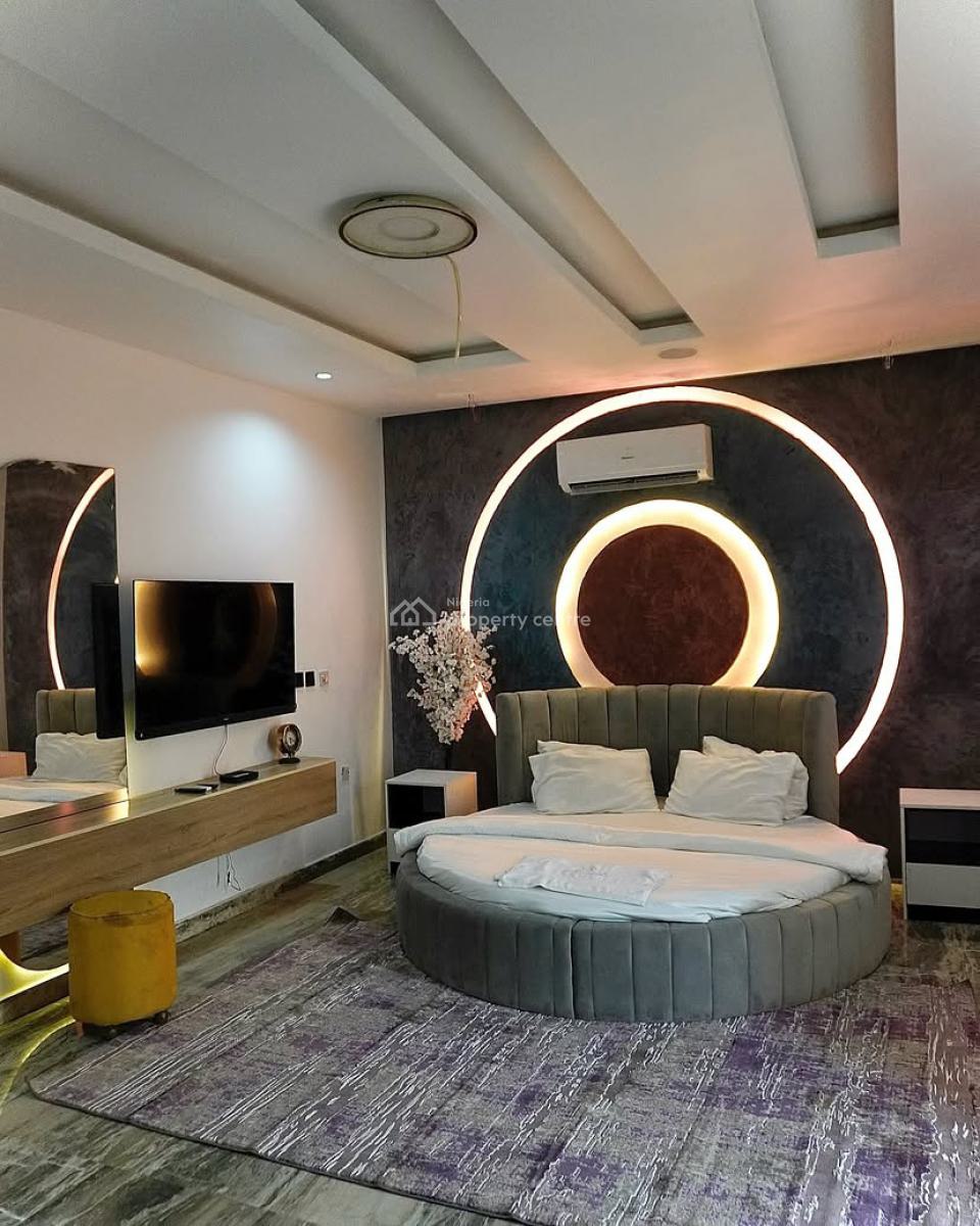 Luxury 2 Bedroom Apartment at Wuse 2, Wuse 2, Abuja, Flat / Apartment Short Let