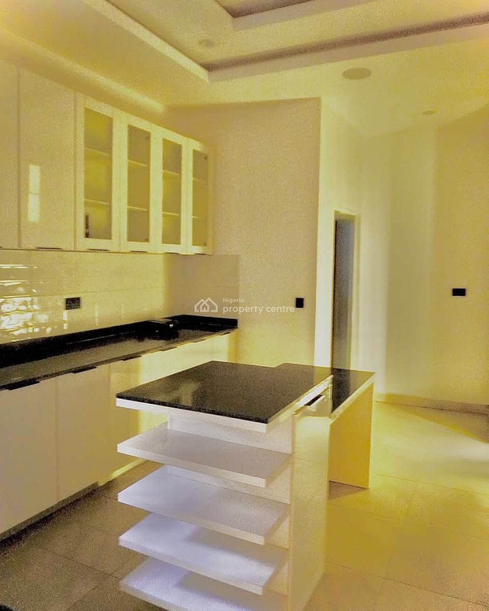 Luxury 2 Bedroom Apartment at Wuse 2, Wuse 2, Abuja, Flat / Apartment Short Let
