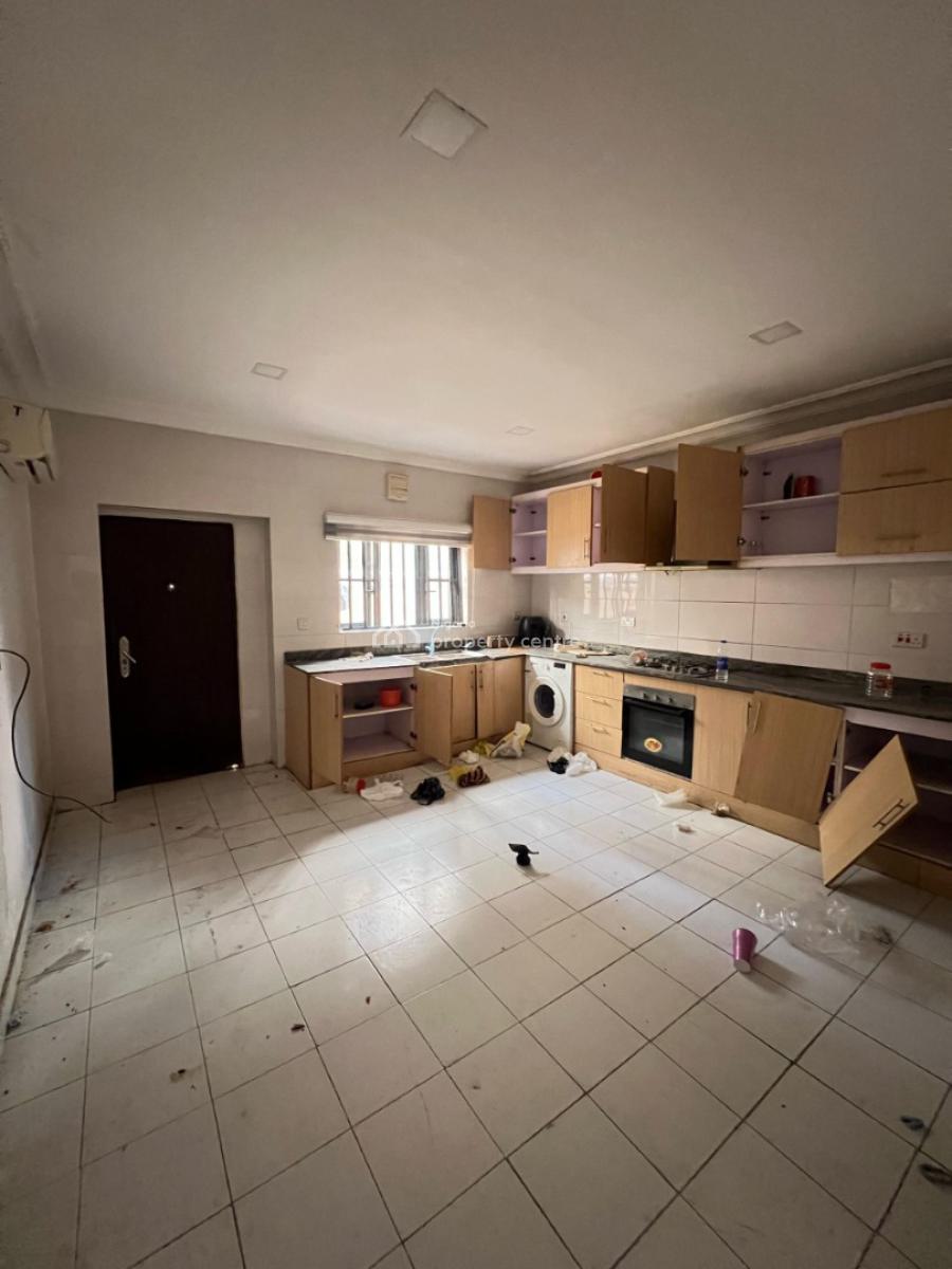Spacious 3 Bedroom Terrace., Ikate, Lekki, Lagos, Terraced Duplex for Rent