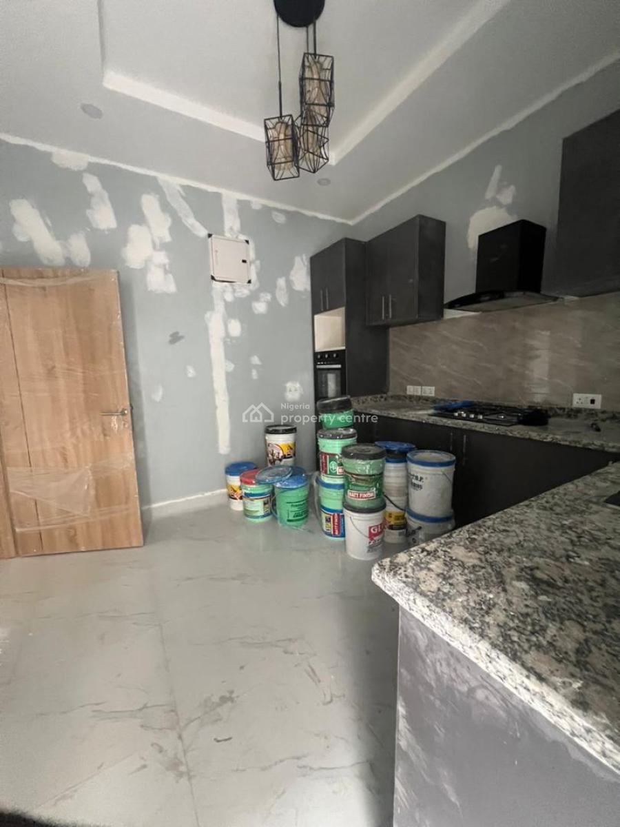 Eye Catchy 3 Bedroom Apartment in a Top Notch Location, Yaba, Lagos, Block of Flats for Sale