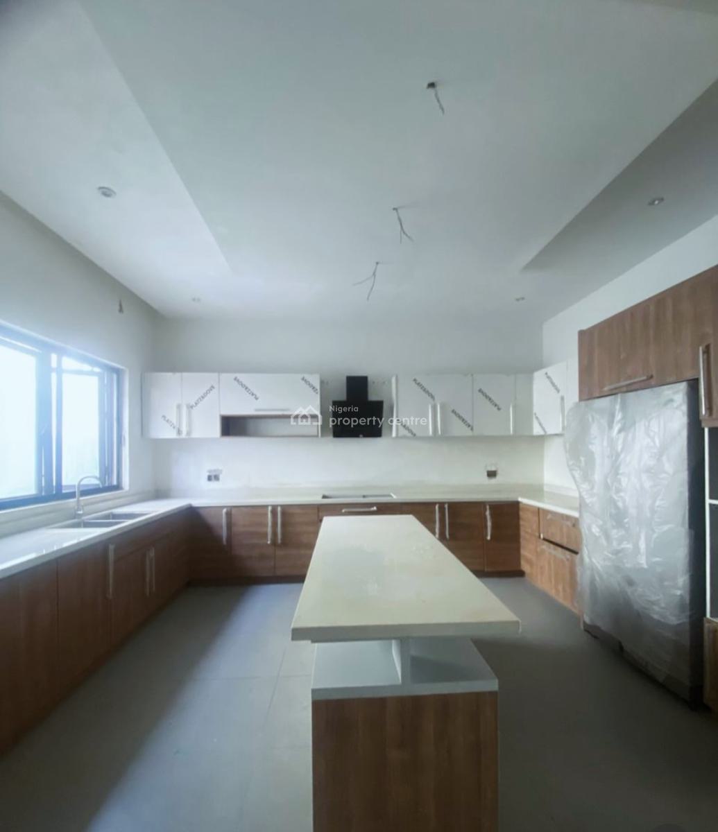 Spacious 4 Bedroom Terrace Duplex Available in Old Ikoyi, Old Ikoyi, Ikoyi, Lagos, Terraced Duplex for Sale