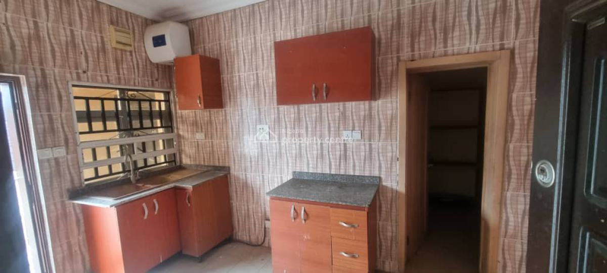 Spacious 3bedroom Penthouse + Bq, Lekki, Lagos, Semi-detached Duplex for Rent