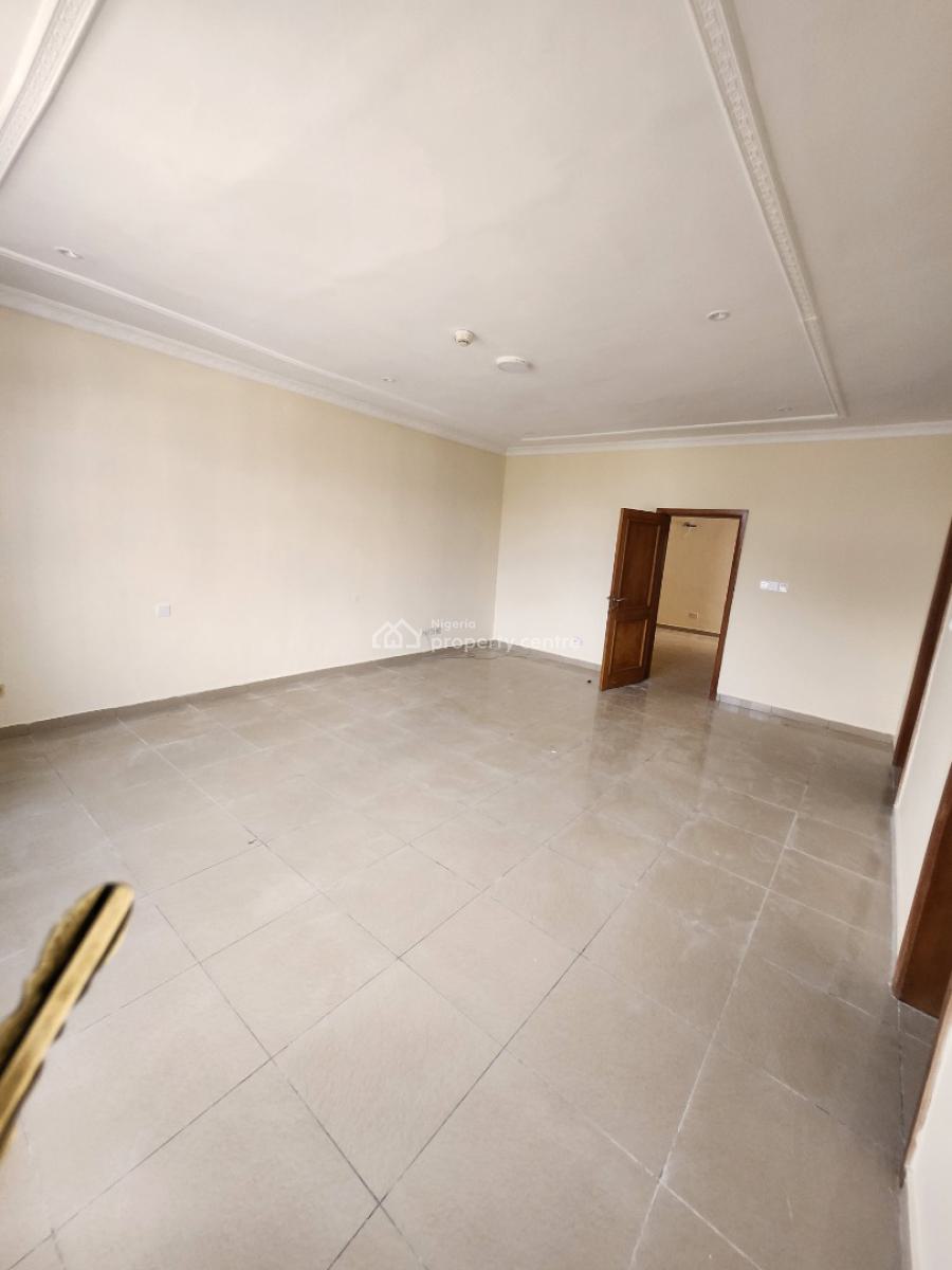 a Serviced & Newly Renovated 4 Bedroom Terrace Duplex, Lekki Phase 1, Lekki, Lagos, Terraced Duplex for Rent