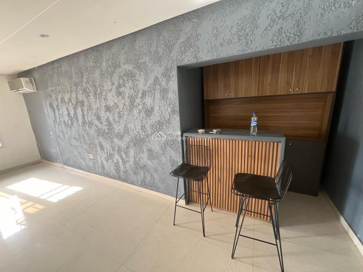 Luxury 3 Bedroom Apartment with Bq, Lekki Phase 1, Lekki, Lagos, Flat / Apartment for Rent