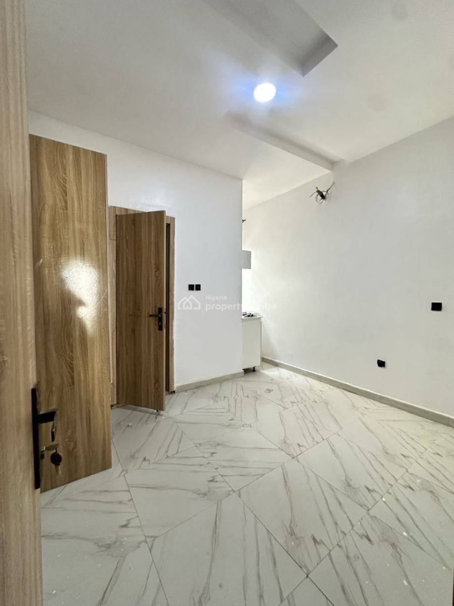 Lovely Room with Personal Kitchen,, Dpkay Estate, Orchid Road, Lekki, Lagos, Lekki, Lagos, Self Contain (single Rooms) for Rent