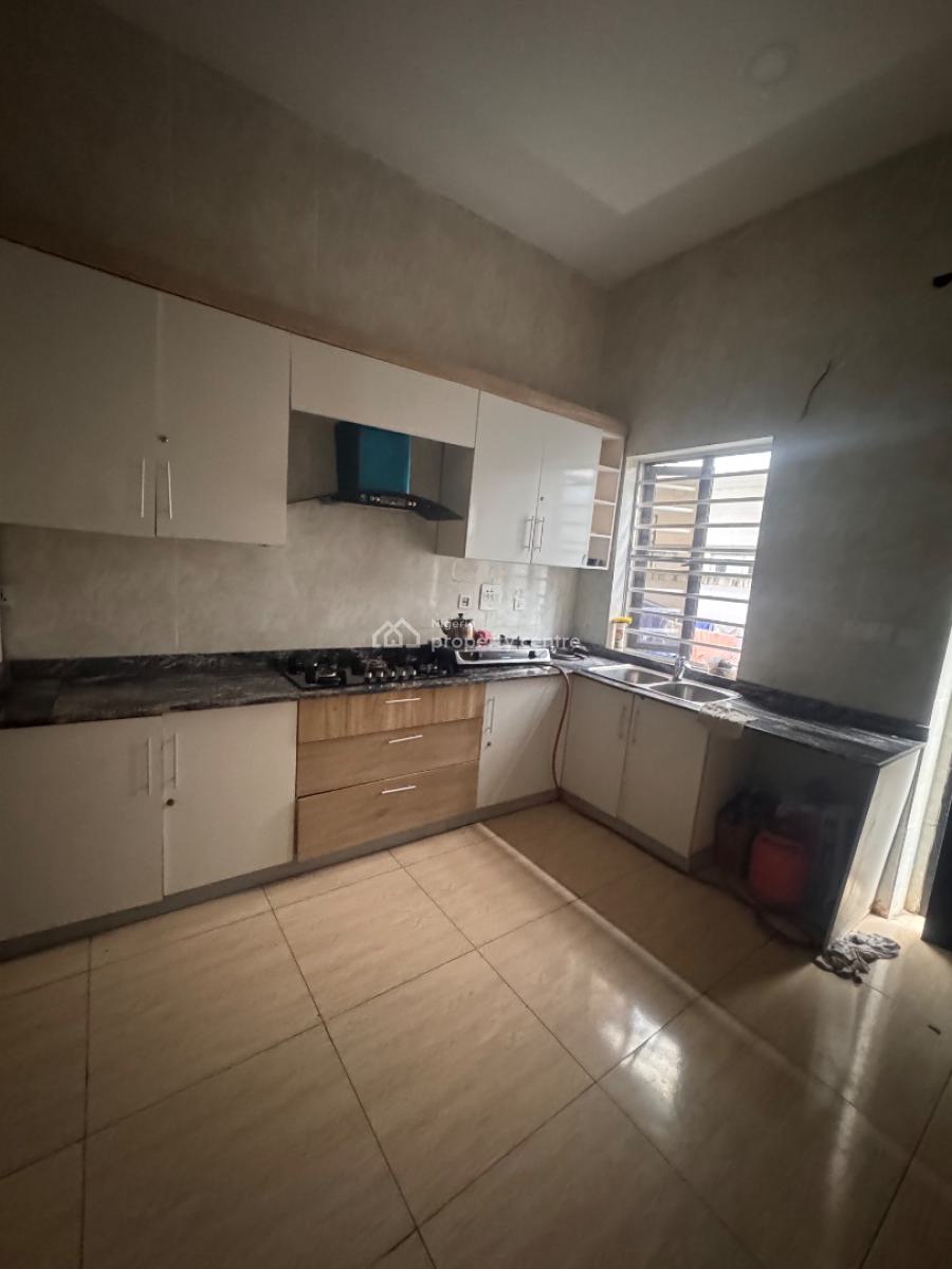 Luxury Single Room, Orchid Hotel Road, Lekki, Lagos, Flat / Apartment for Rent