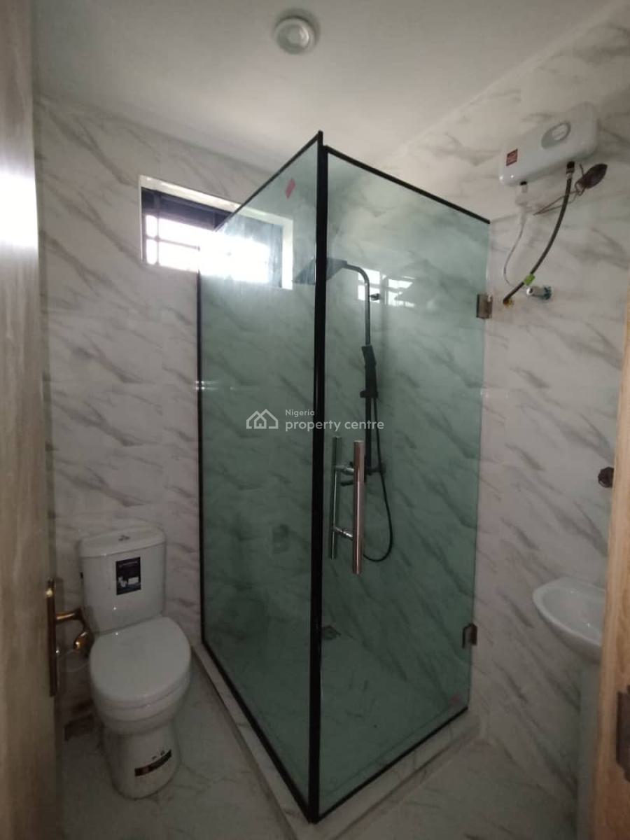 a Luxury  Newly Built 2 Bedrooms Flat with Excel, Lakowe Ibeju Lekki, Lekki Phase 2, Lekki, Lagos, Flat / Apartment for Rent