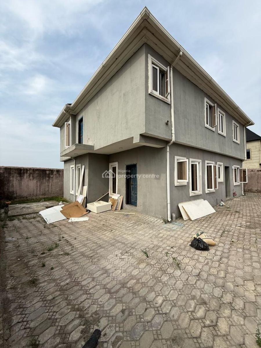 Nicely Built 4 Bedroom House, Inside University View Estate, Olokonla, Ajah, Lagos, Detached Duplex for Sale