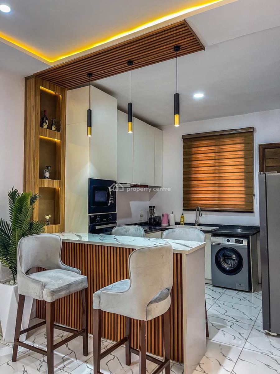 Newly Built 2 Bedroom Apartment with Excellent Facilities, Ologolo, Lekki, Lagos, Flat / Apartment for Rent