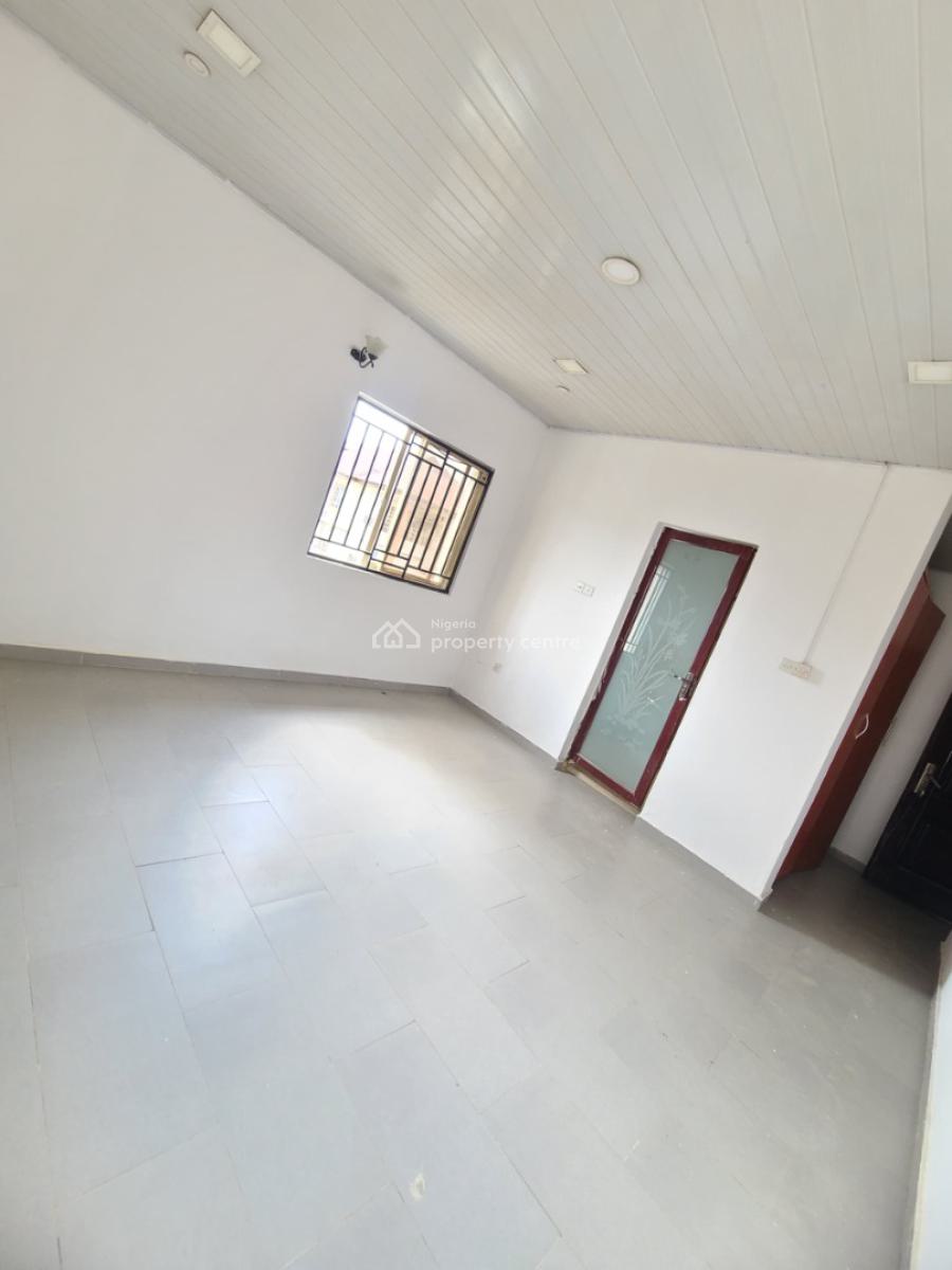 Super Spacious Well Maintained 3 Bedroom Apartment, Unity Estate, Badore, Ajah, Lagos, Flat / Apartment for Rent