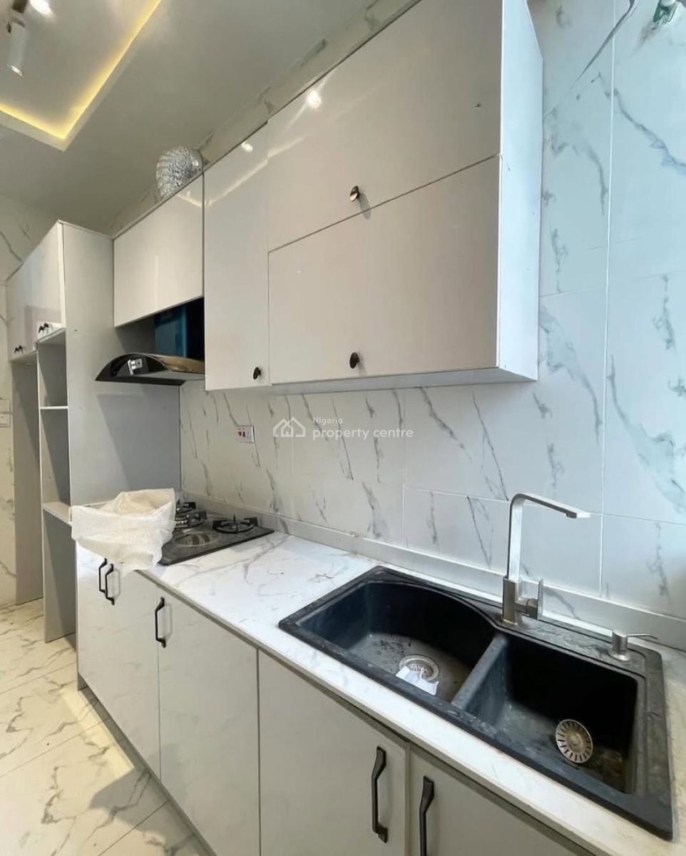 4-bedroom Terrace House in a Highly Secured and Exquisite Estate, Ikota, Lekki, Lagos, Terraced Duplex for Rent