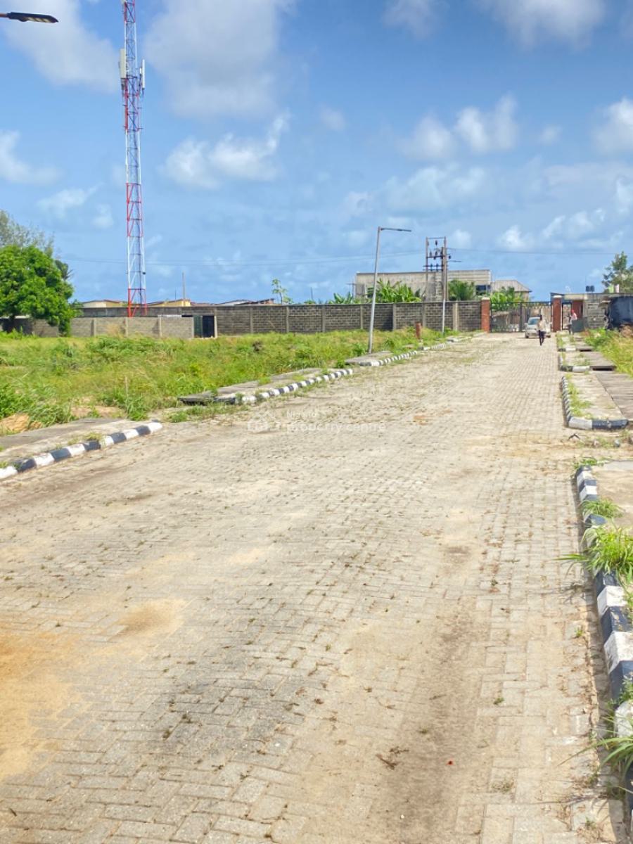 300sqm Dryland with Solid Raft Foundation, Within an Estate Behind Shoprite Sangotedo, Sangotedo, Ajah, Lagos, Residential Land for Sale