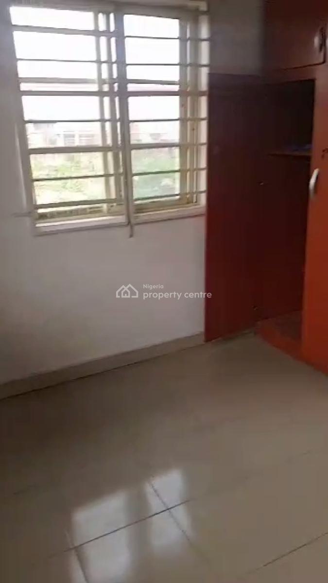 Spacious 2 Bedroom Apartment, Adeniyi Jones, Ikeja, Lagos, Flat / Apartment for Rent