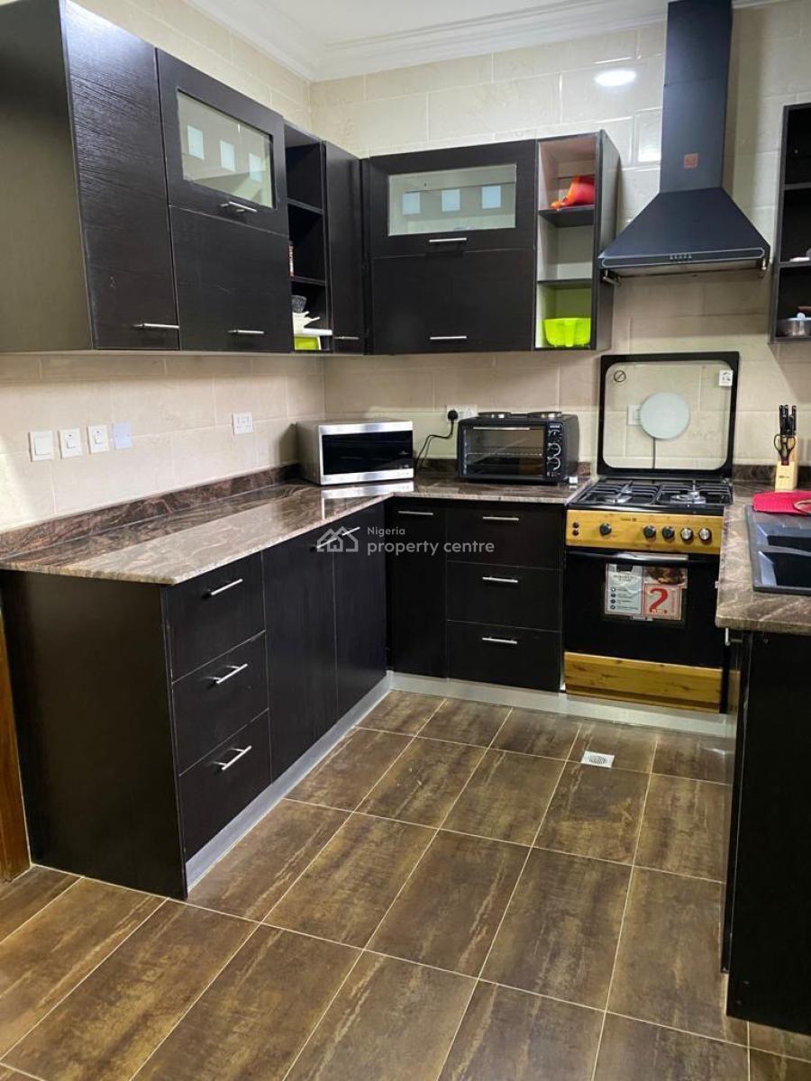 Fully Furnished Serviced 2 Bedroom Penthouse, Lekki Phase 1, Lekki, Lagos, Flat / Apartment for Rent